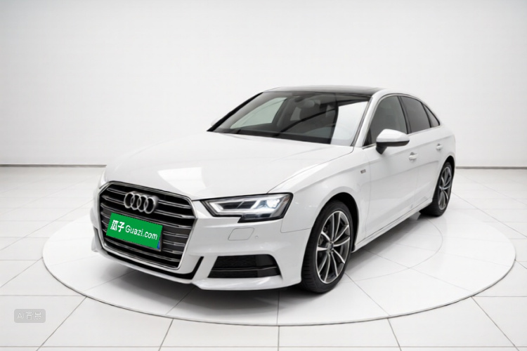 Audi A3 2021 car image #2