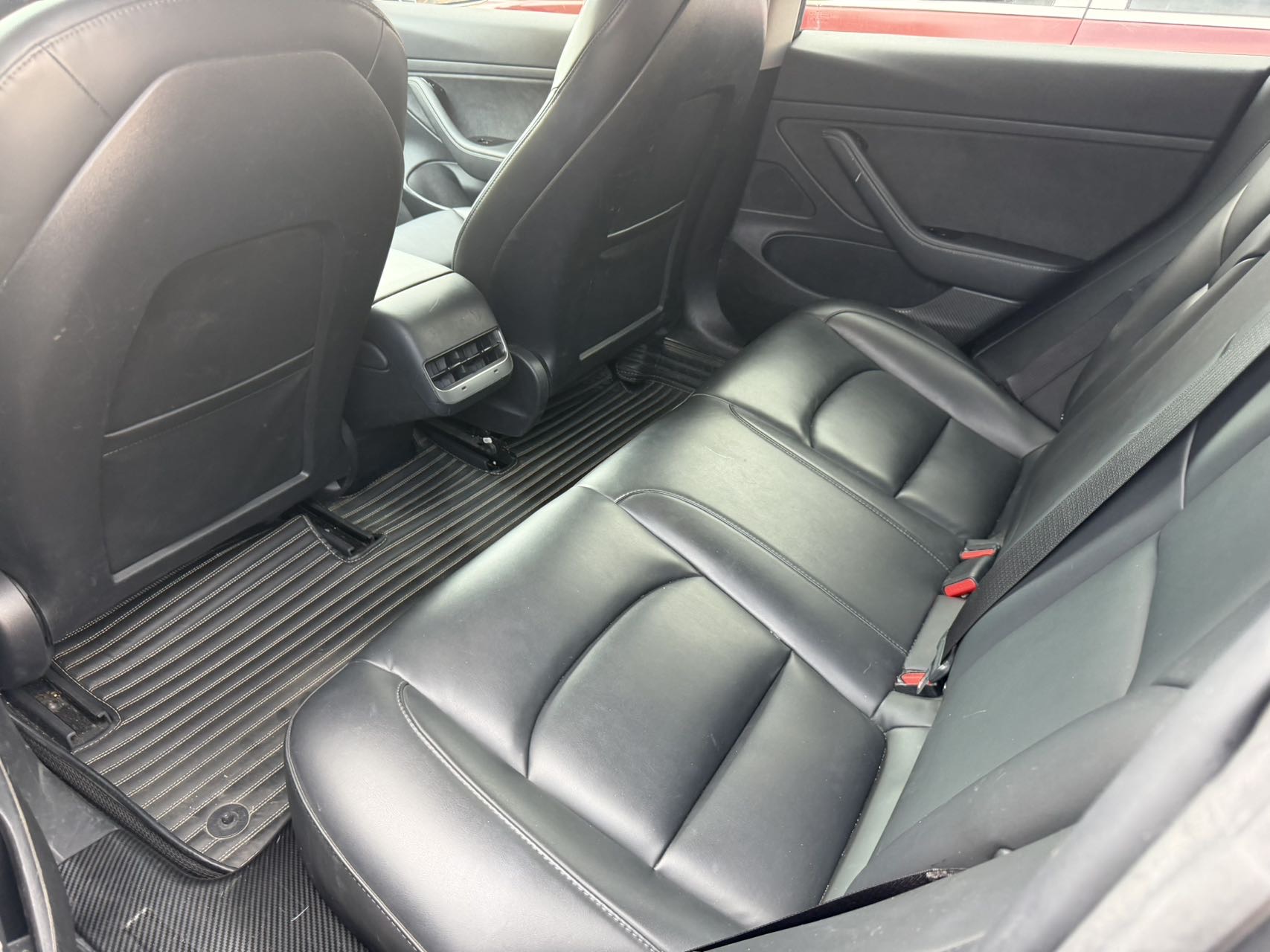 Tesla Model 3 2020 car image #4
