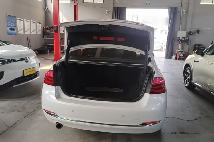 BMW 3 Series 2016 imagen de coche #19