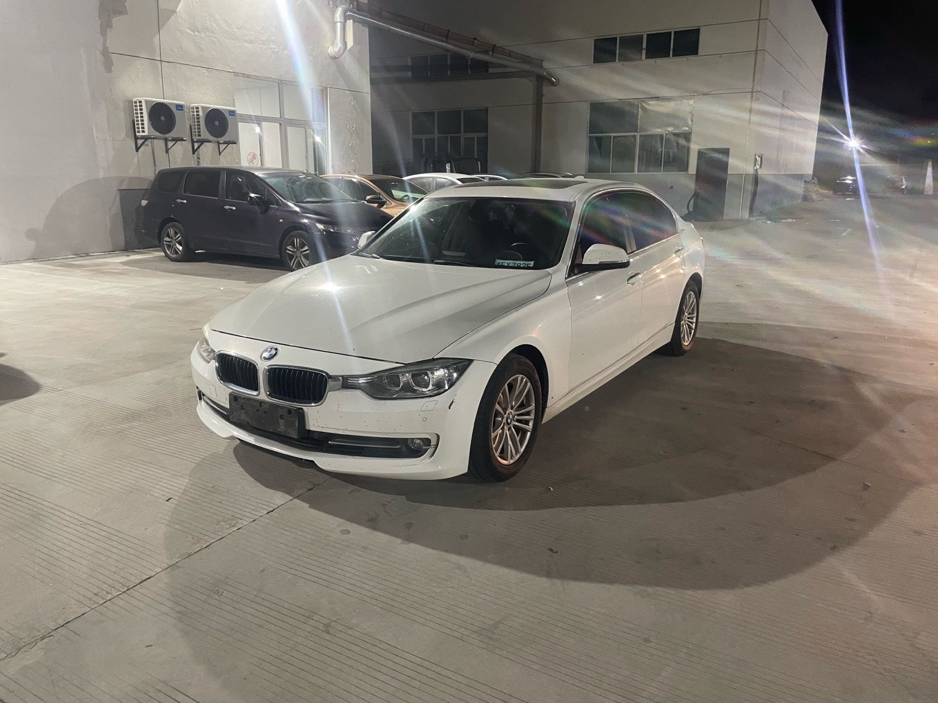 BMW 3 Series 2014 BMW 3 Series 2014 car image