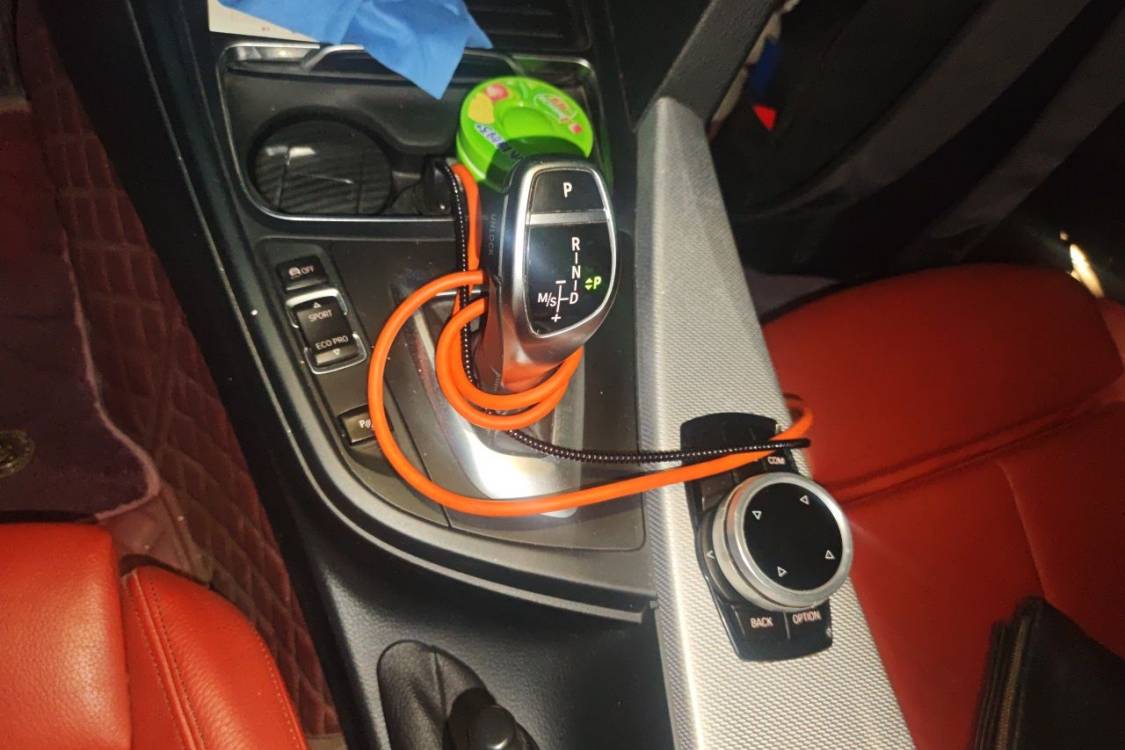 BMW 3 Series 2017 car image #27