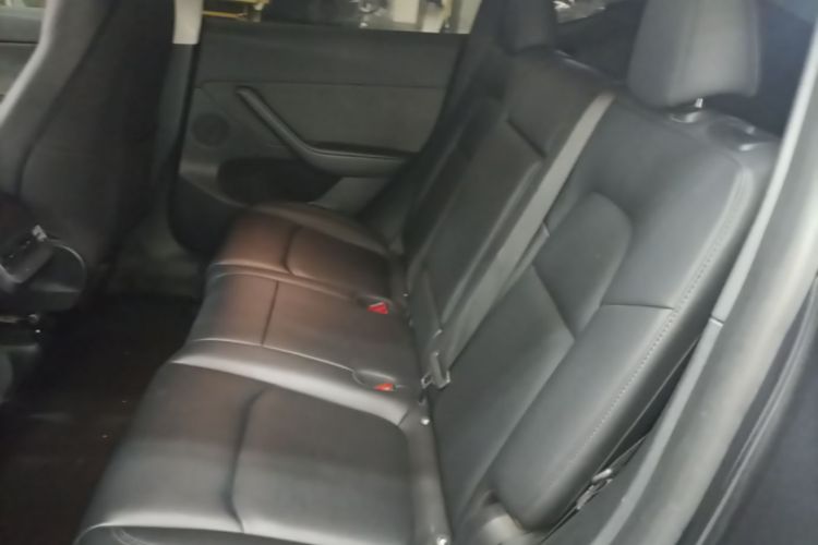 Tesla Model Y 2024 #17 Tesla Model Y 2024 car image #17