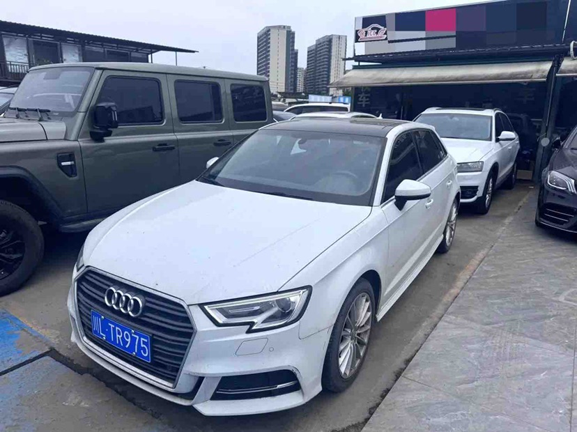 Audi A3 2018 car image 