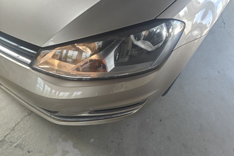 Volkswagen Golf 2016 car image #26