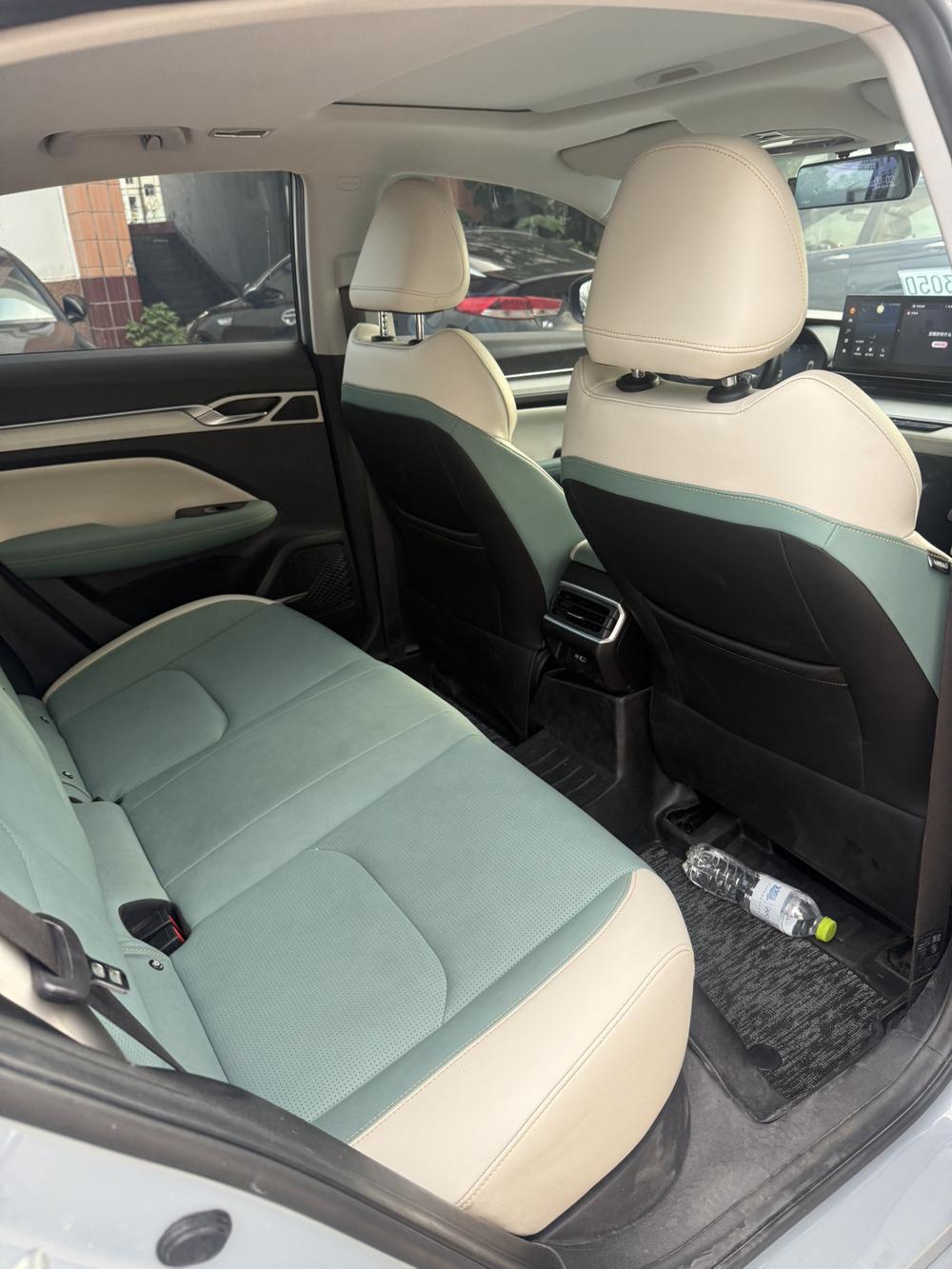 GEELY Emgrand L HiP 2023 #12 GEELY Emgrand L HiP 2023 immagine di auto #12