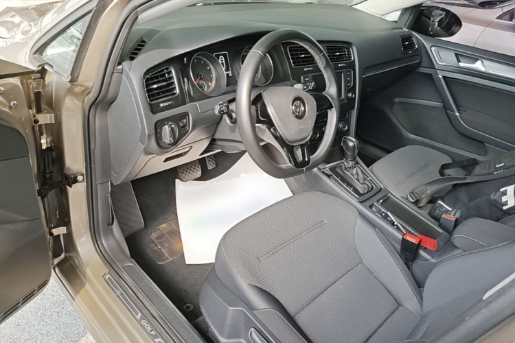 Volkswagen Golf 2017 #16 Volkswagen Golf 2017 car image #16