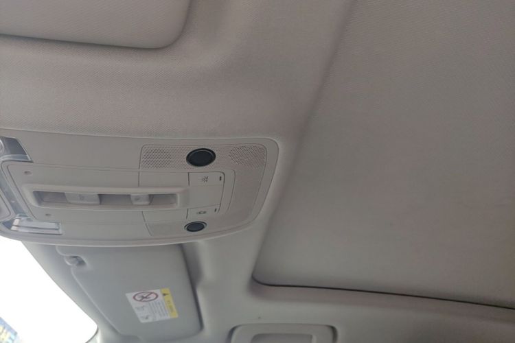 Audi Q3 2021 imagen de coche #18