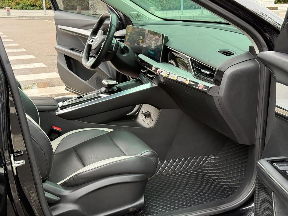 MG 5 Scorpio 2022 car image #8