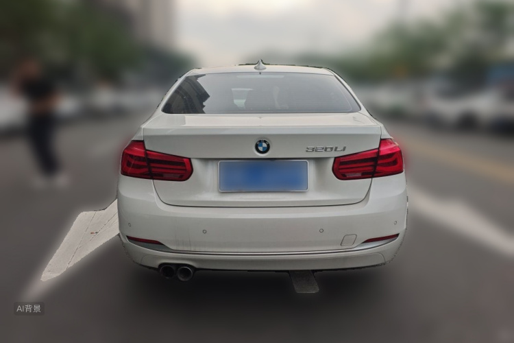 BMW 3 Series 2018 car image #6
