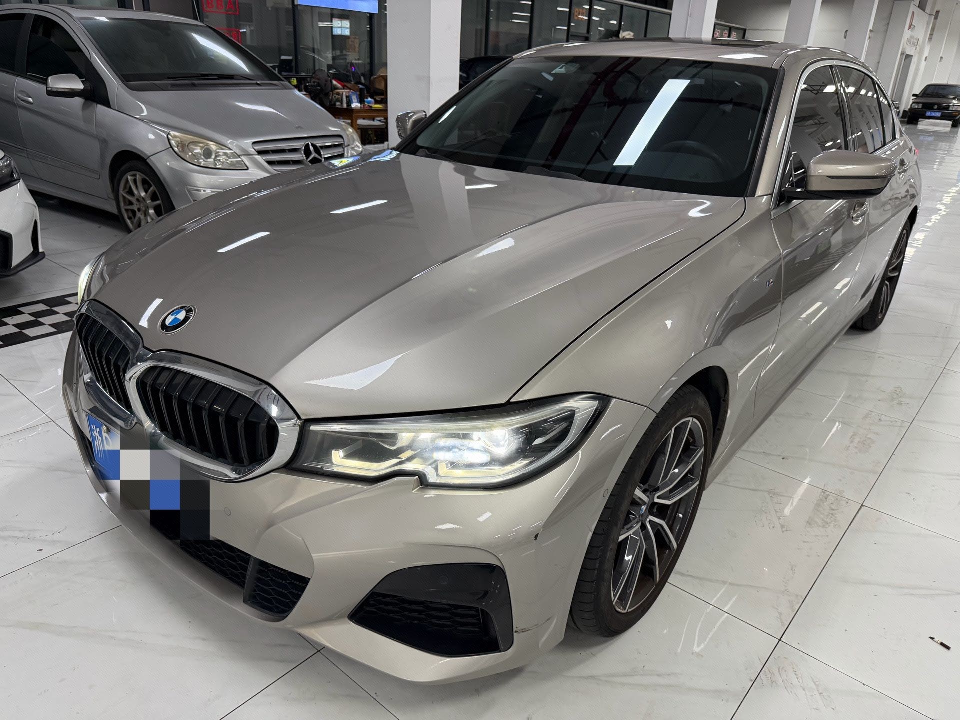 BMW 3 Series 2020 car image 