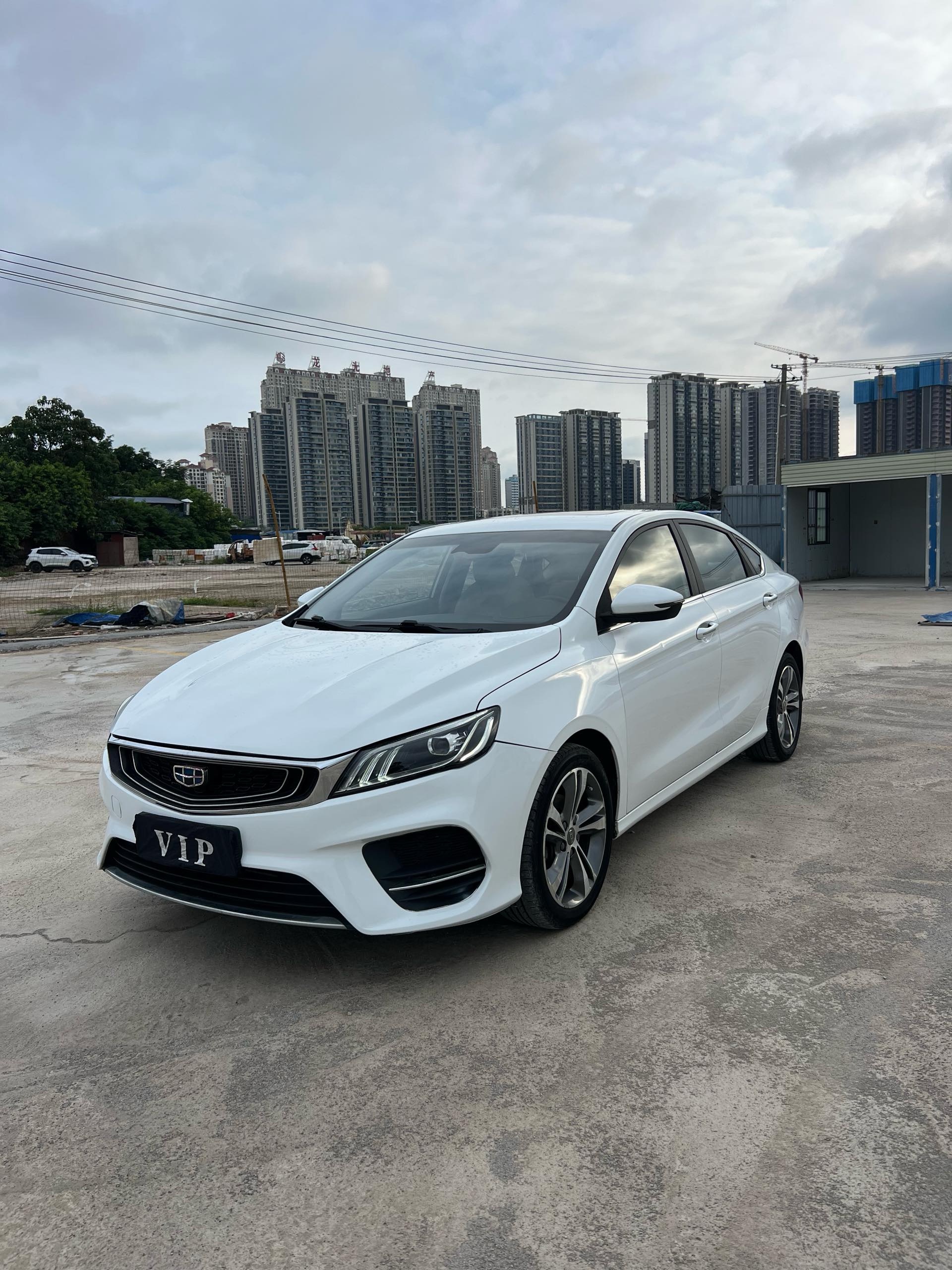GEELY Binray 2018 car image 