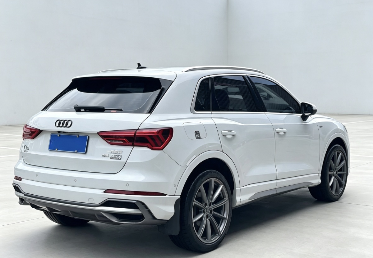 Audi Q3 2021 #4 Audi Q3 2021 car image #4