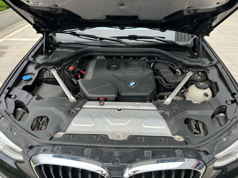 BMW X3 2021 car image #13