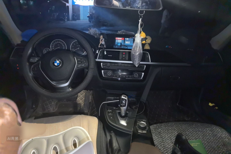 BMW 3 Series 2018 صورة سيارة #11