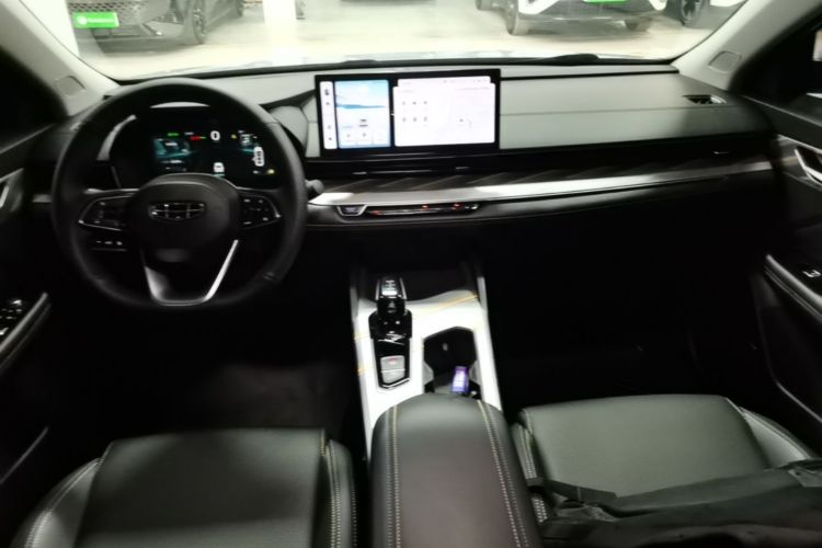 GEELY Emgrand L HiP 2024 صورة سيارة #10