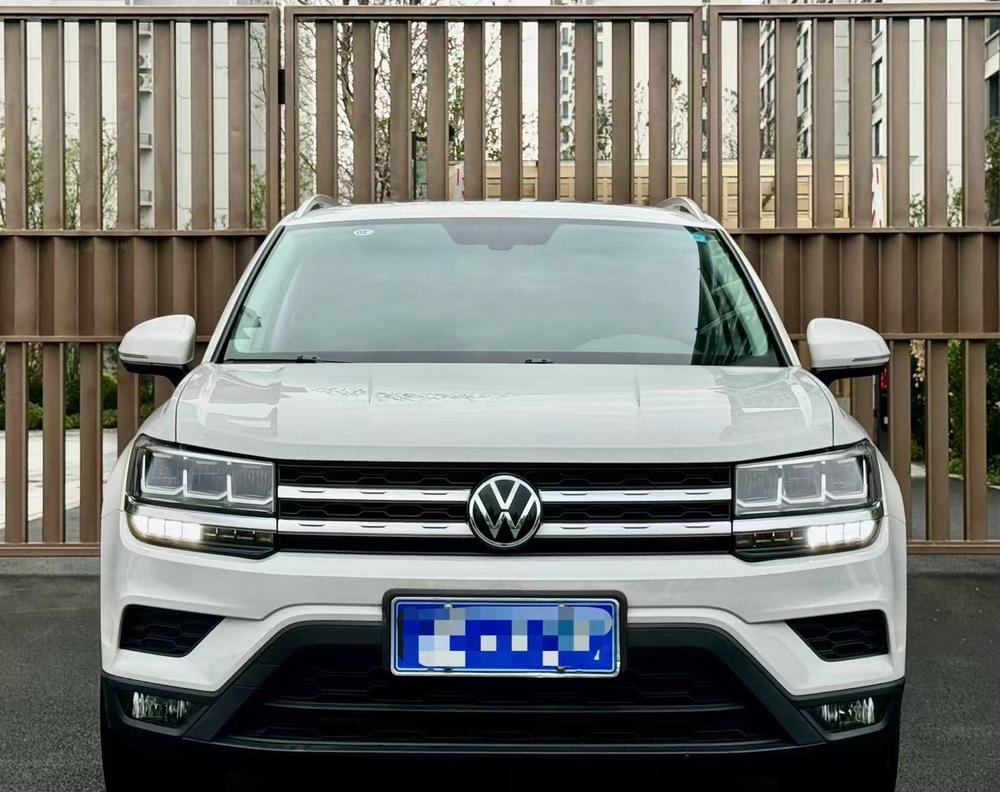 Volkswagen Tharu 2020 car image #2