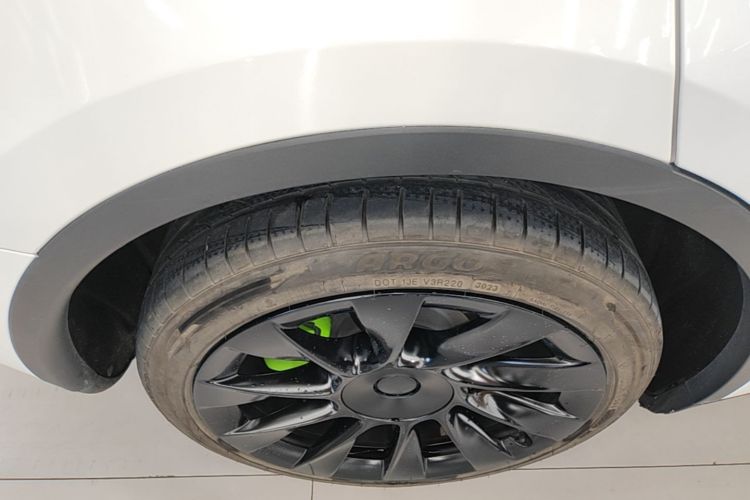 Tesla Model Y 2021 #10 Tesla Model Y 2021 car image #10