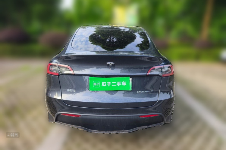 Tesla Model Y 2024 #6 Tesla Model Y 2024 car image #6