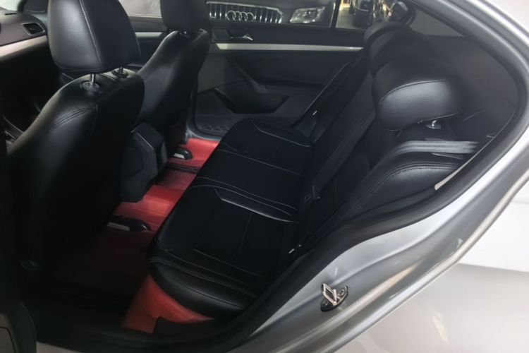 Volkswagen Lavida 2017 car image #13