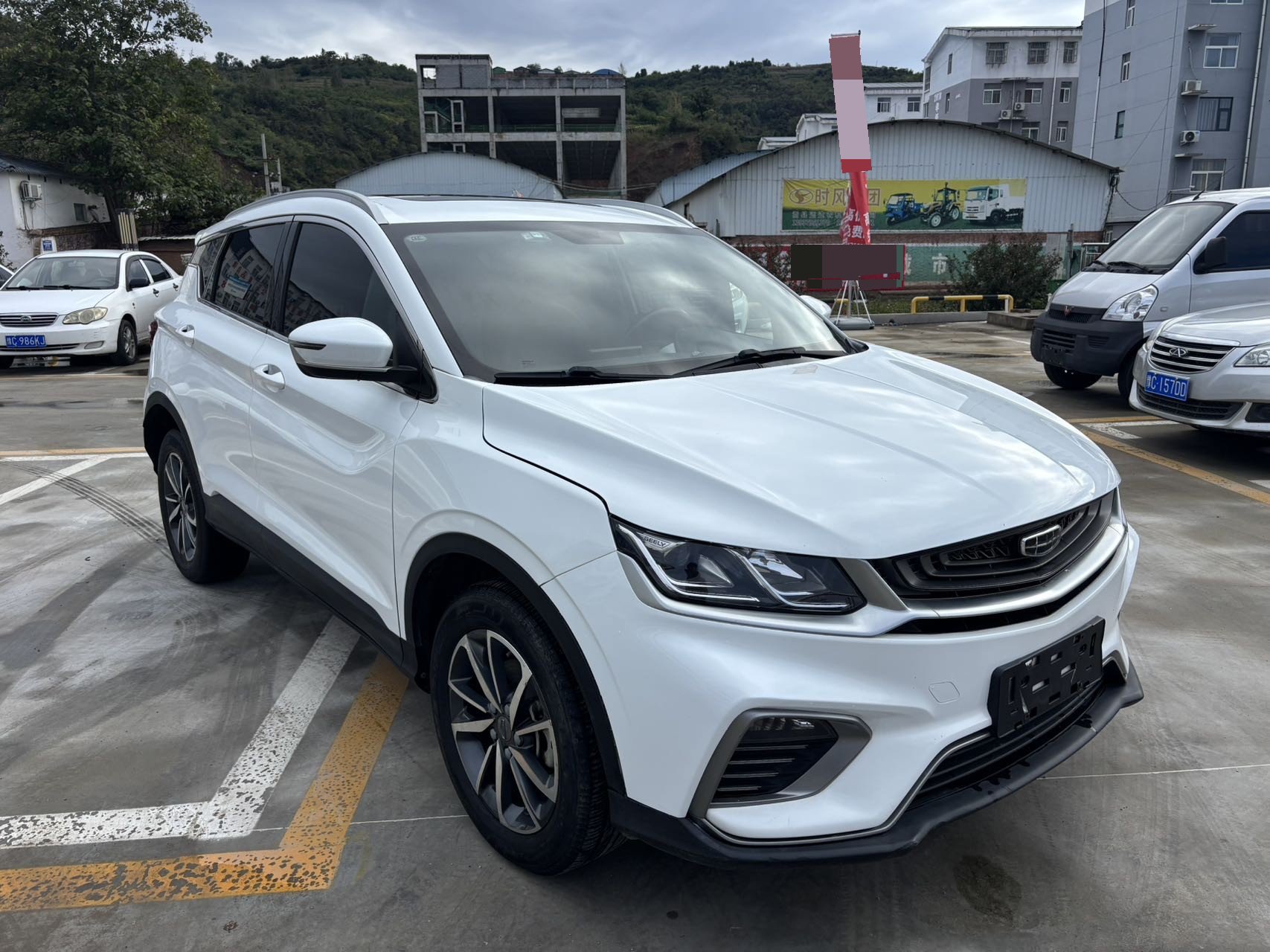 GEELY Coolray 2021 car image #3