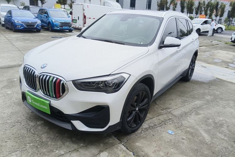 BMW X1 2021 car image #2
