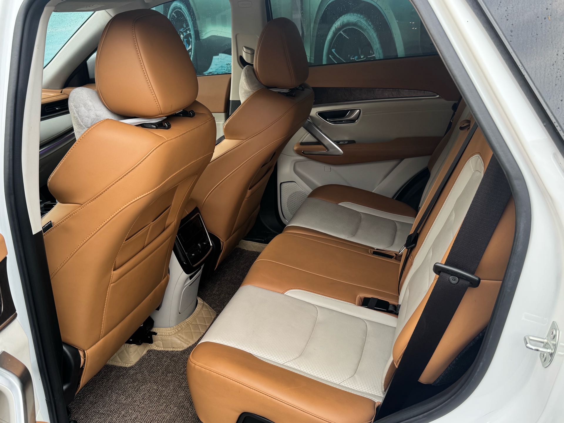 Jetour X70 PLUS 2021 #7 Jetour X70 PLUS 2021 car image #7