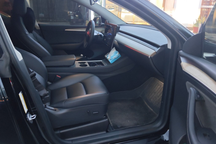 Tesla Model Y 2022 #27 Tesla Model Y 2022 immagine di auto #27