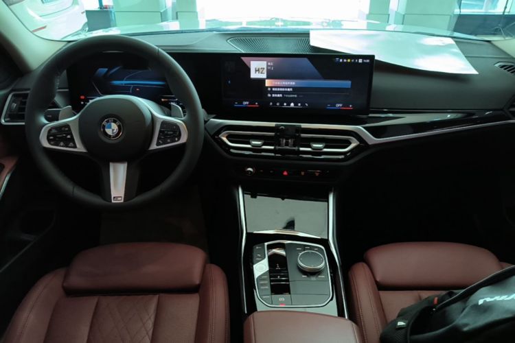 BMW 3 Series 2024 car image #10
