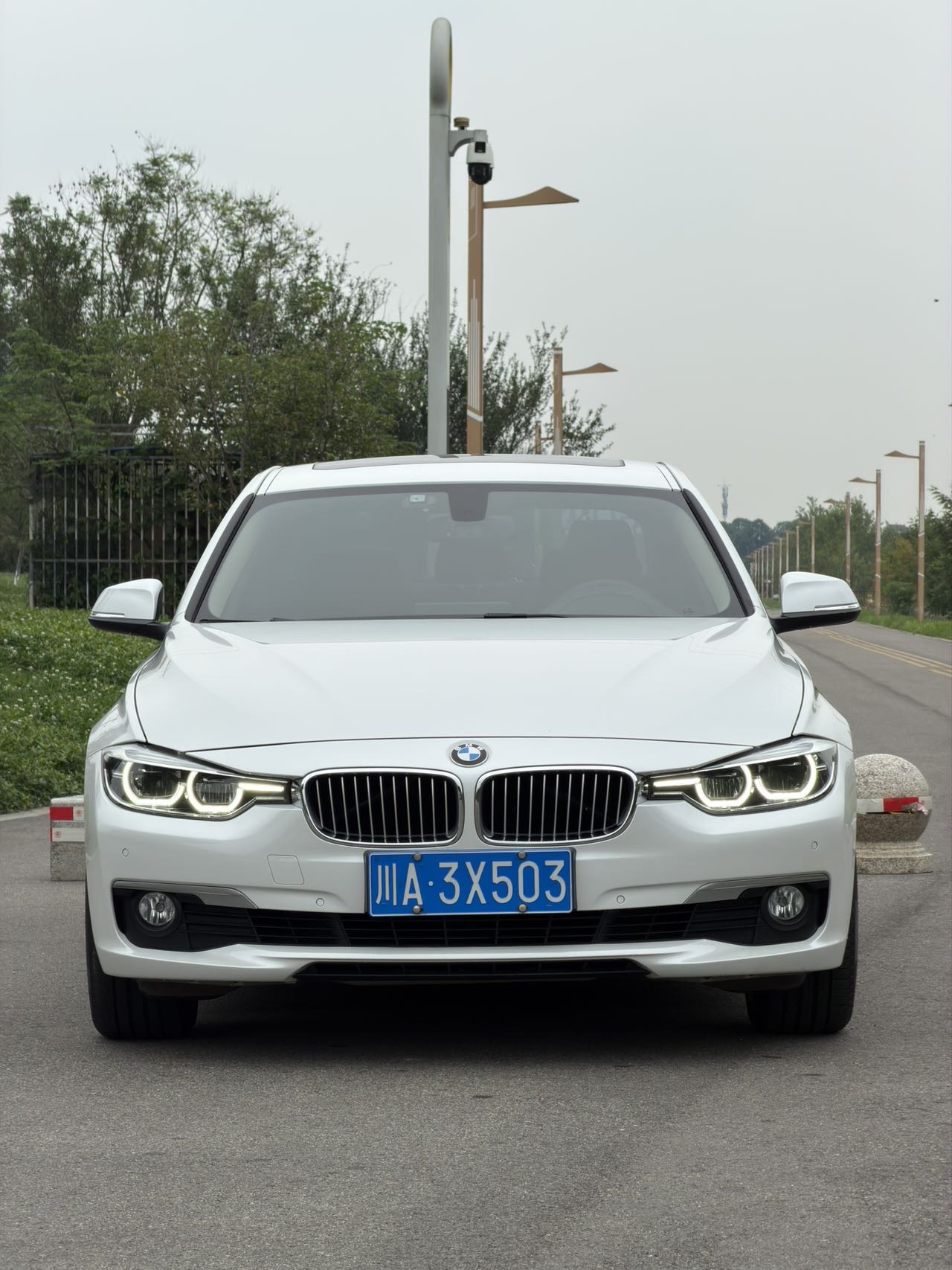 BMW 3 Series 2018 #2 BMW 3 Series 2018 car image #2