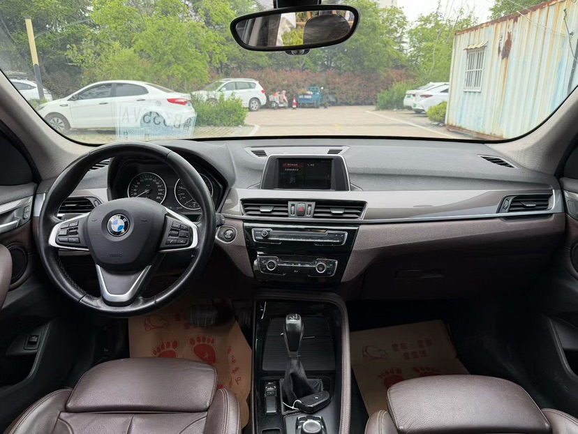 BMW X1 2018 car image #6