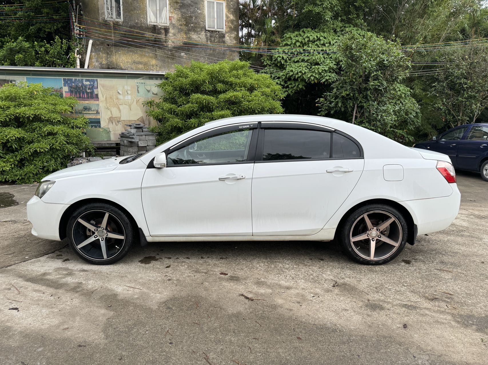 GEELY Emgrand Classic 2015 #4 GEELY Emgrand Classic 2015 image de voiture #4