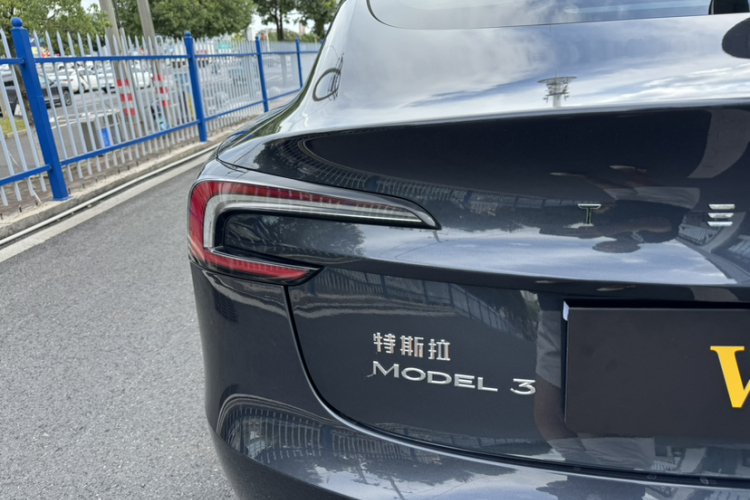 Tesla Model 3 2024 #17 Tesla Model 3 2024 car image #17