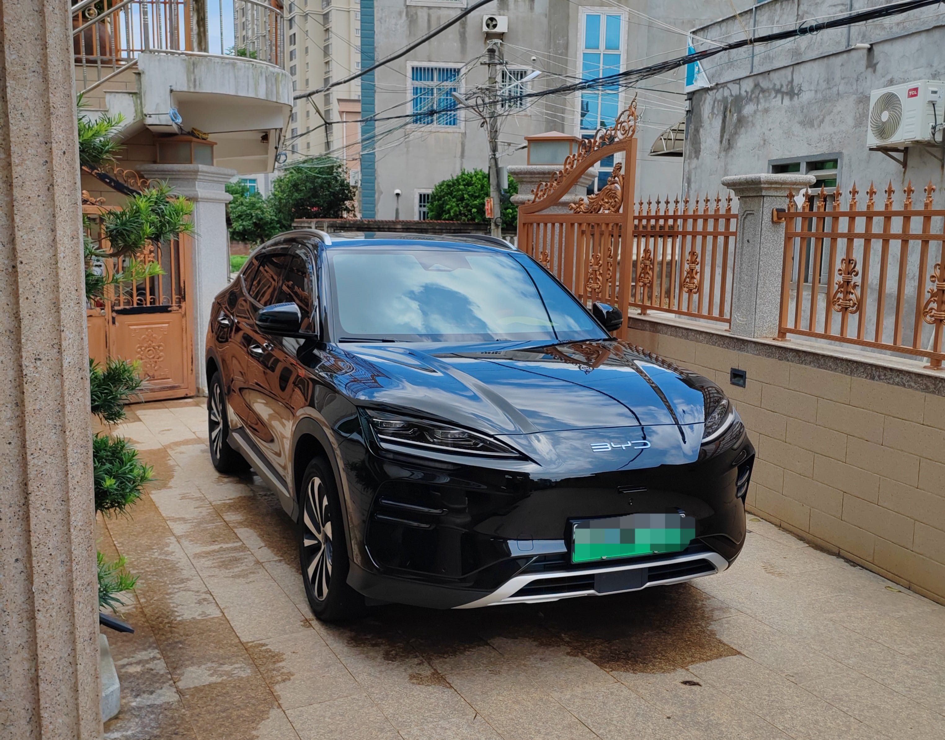 BYD Song Plus New Energy 2024 #2 BYD Song Plus New Energy 2024 car image #2