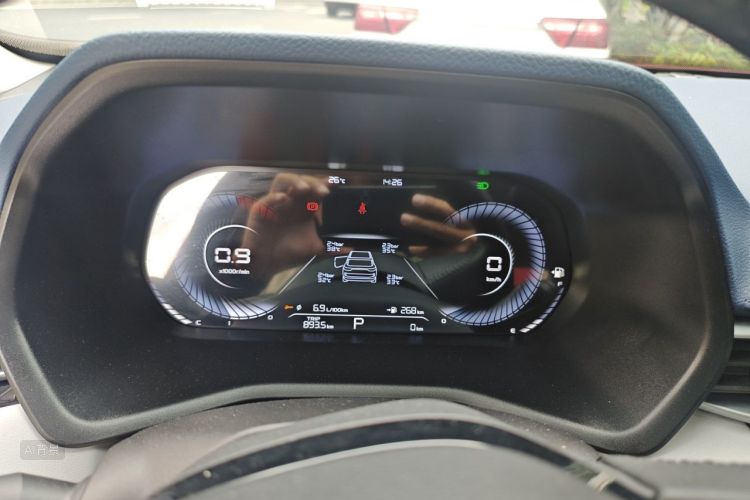 GEELY Emgrand 2022 car image #13