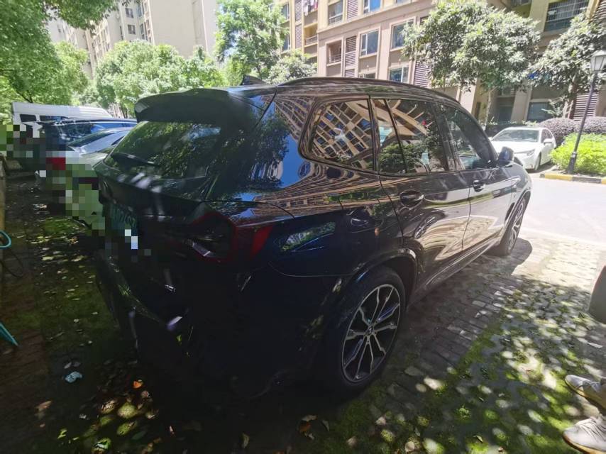 BMW X3 2022 car image #2