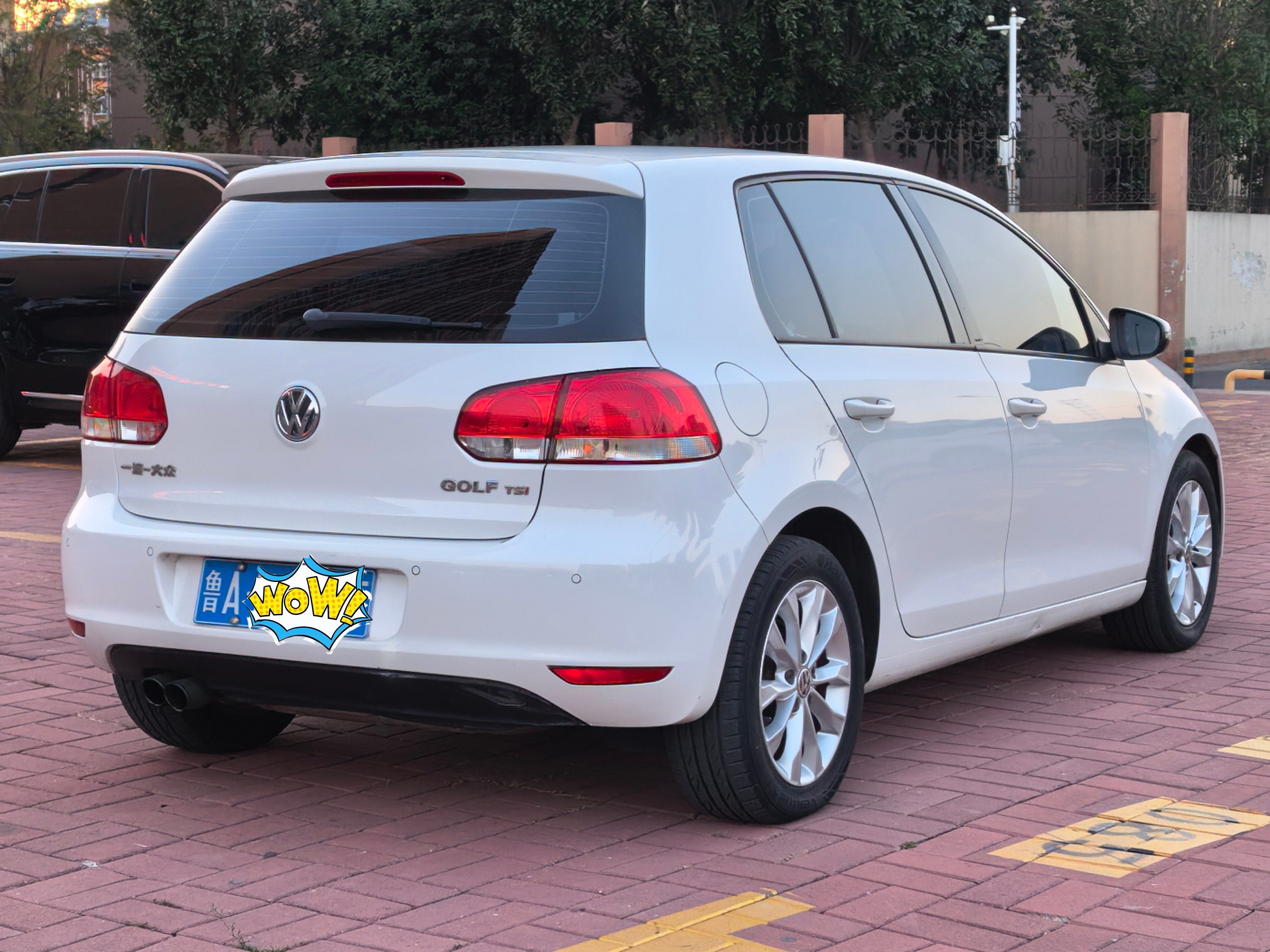 Volkswagen Golf 2012 car image #8