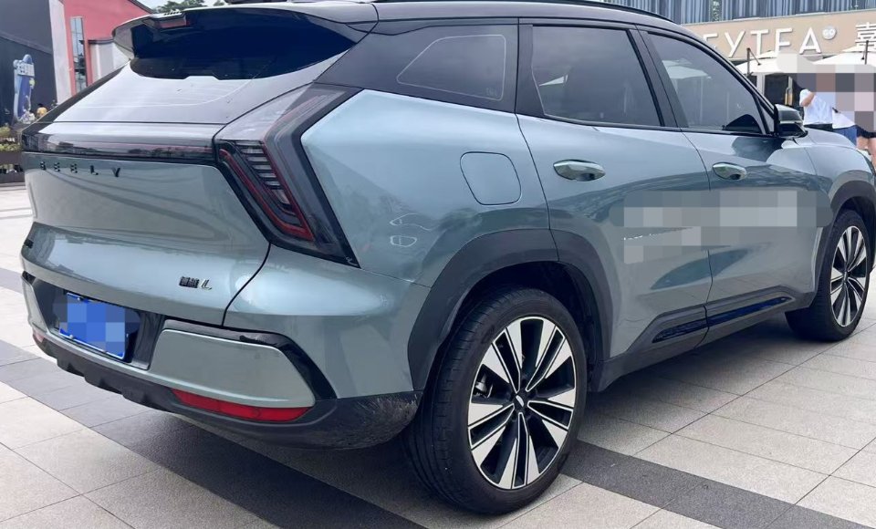 GEELY Boyue L 2025 car image #3