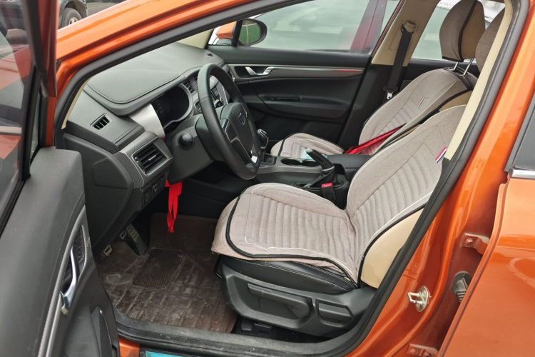 GEELY Emgrand GS 2017 #15 GEELY Emgrand GS 2017 car image #15