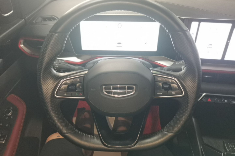 GEELY Coolray 2023 car image #11
