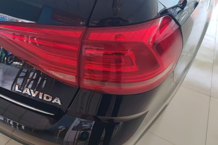 Volkswagen Lavida 2018 #8 Volkswagen Lavida 2018 car image #8