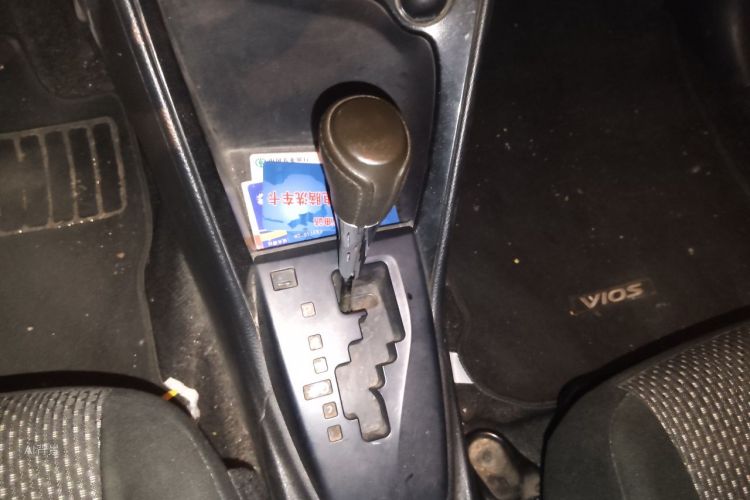 Toyota Vios 2015 car image #16