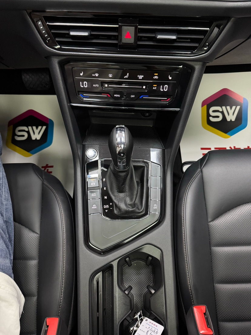 Volkswagen Tharu 2023 #12 Volkswagen Tharu 2023 immagine di auto #12
