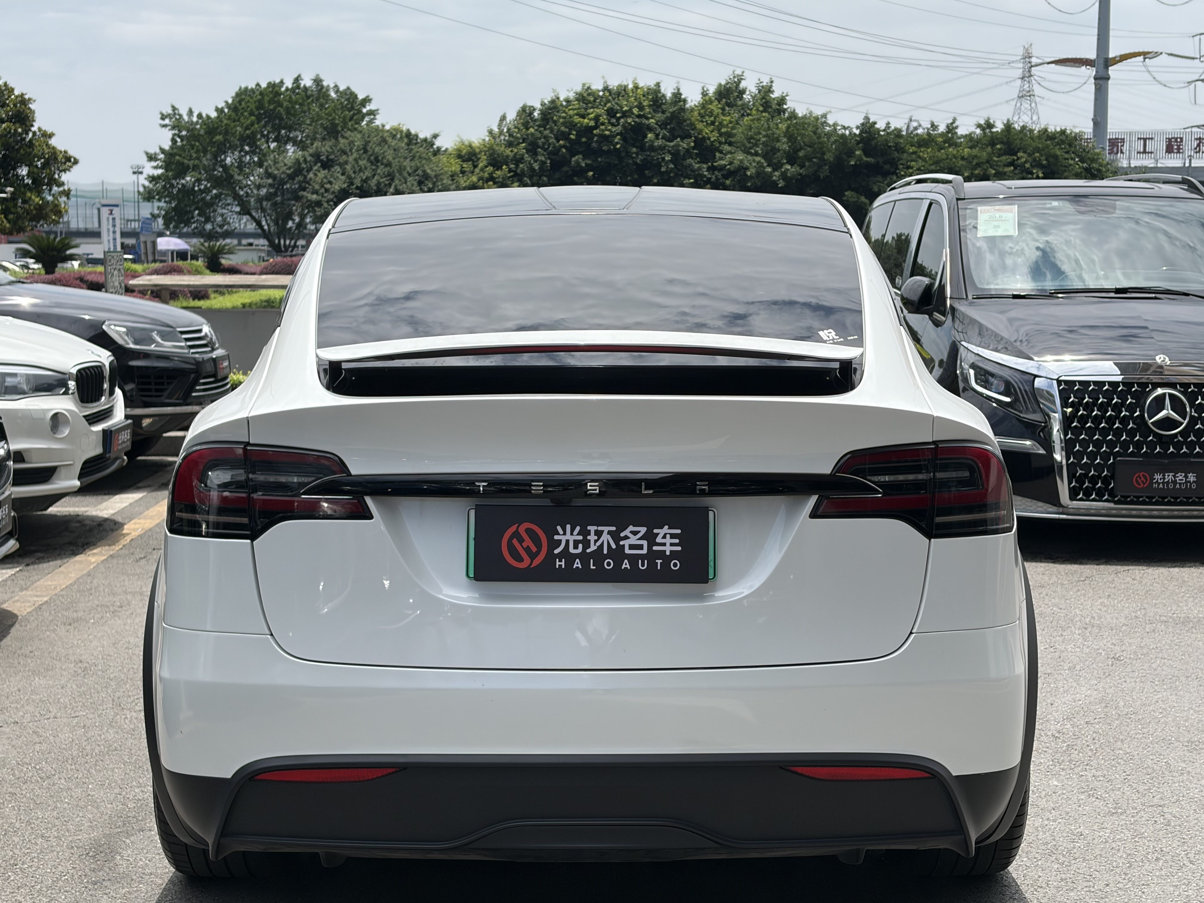 Tesla Model X 2023 #5 Tesla Model X 2023 car image #5