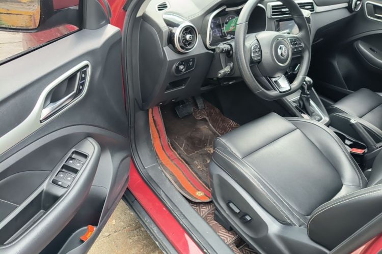 MG ZS 2019 car image #16