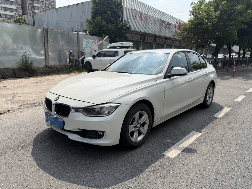 BMW 3 Series 2014 BMW 3 Series 2014 car image
