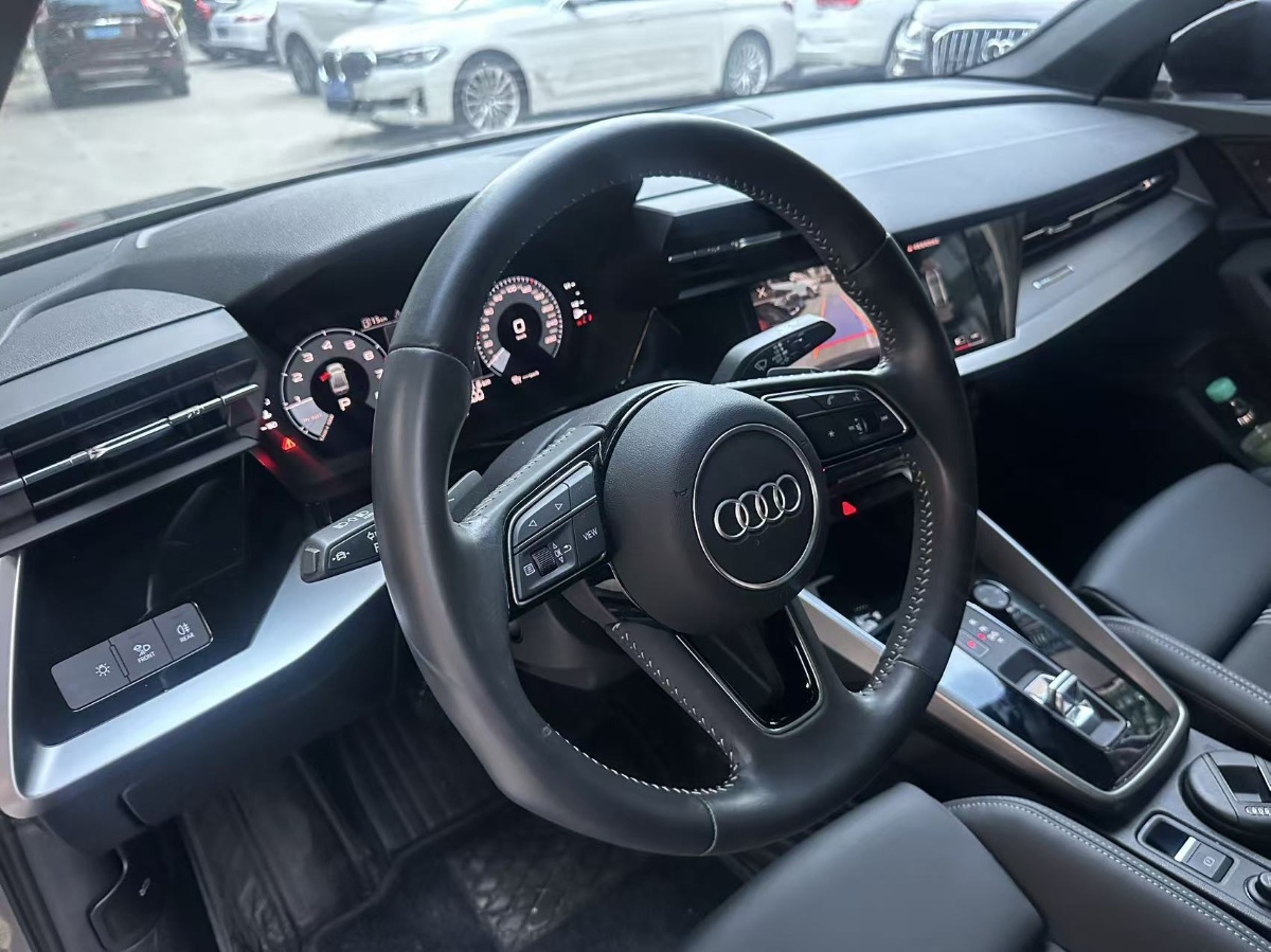 Audi A3 2022 immagine di auto #13
