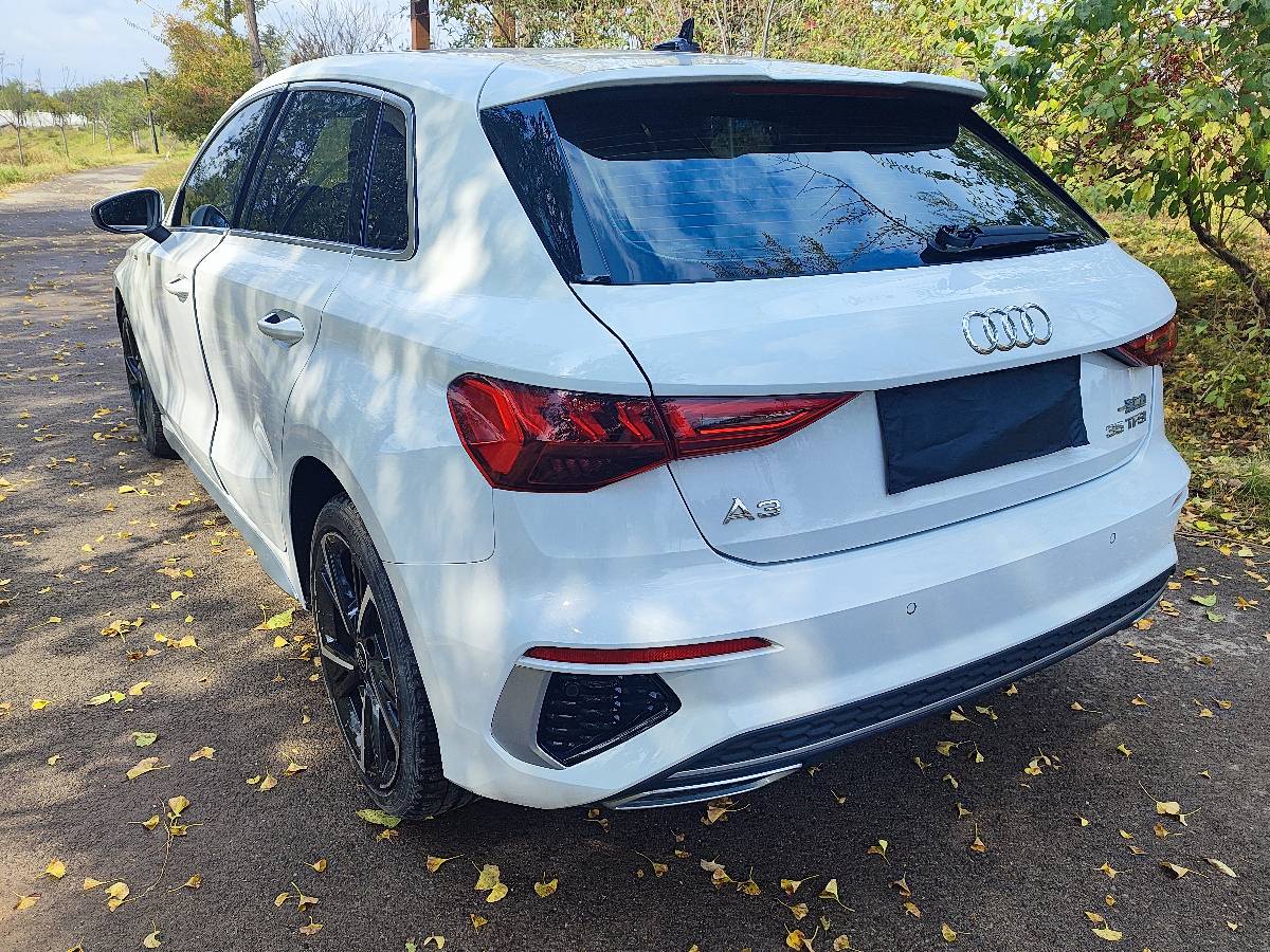 Audi A3 2023 صورة سيارة #3