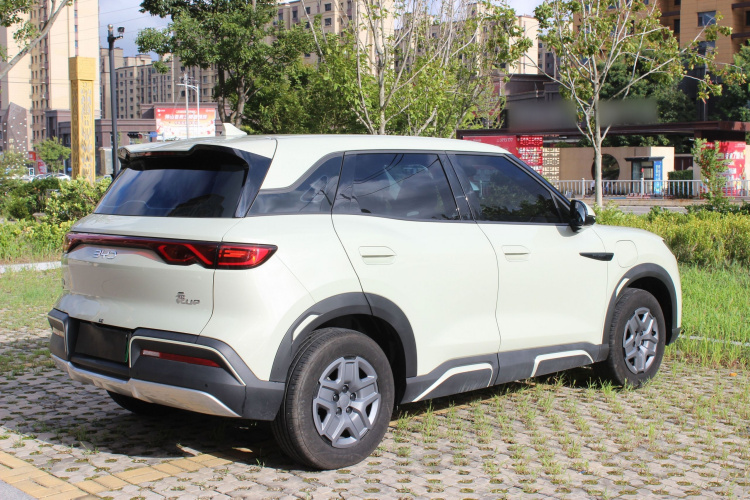 BYD YuanUP 2024 #5 BYD YuanUP 2024 car image #5