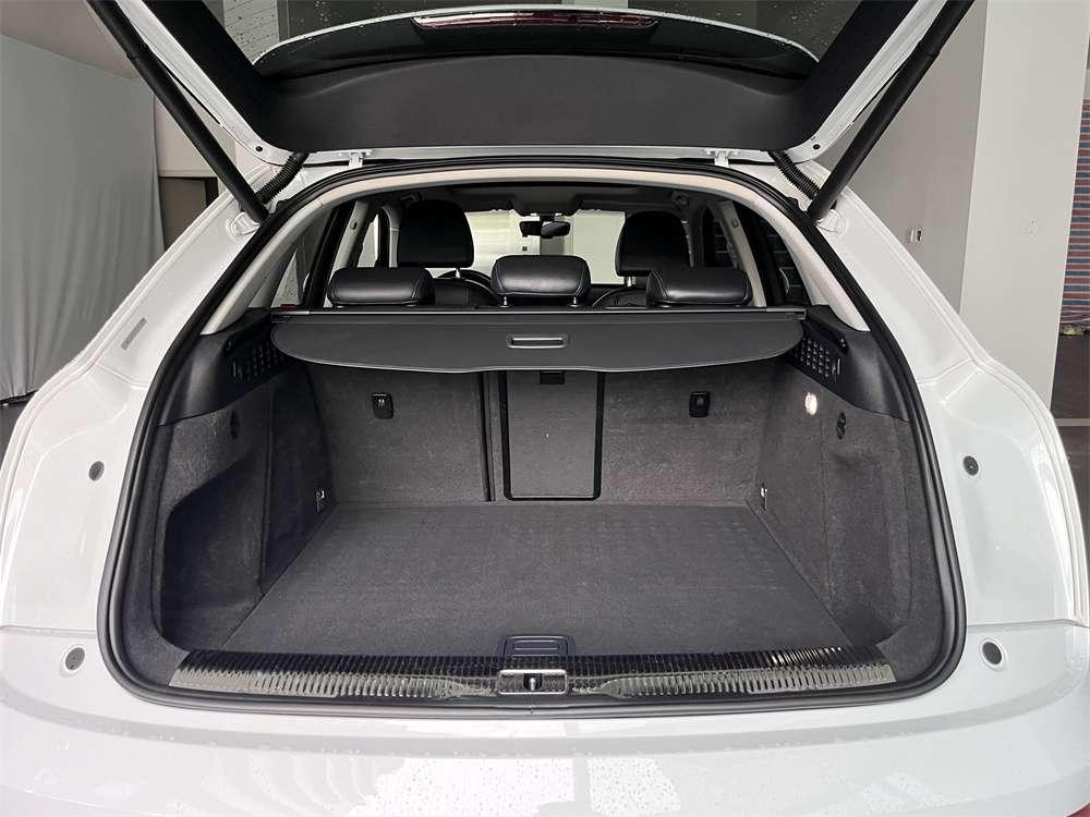 Audi Q3 2016 immagine di auto #16