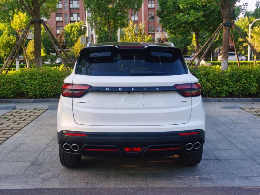 GEELY Coolray 2022 image de voiture #15